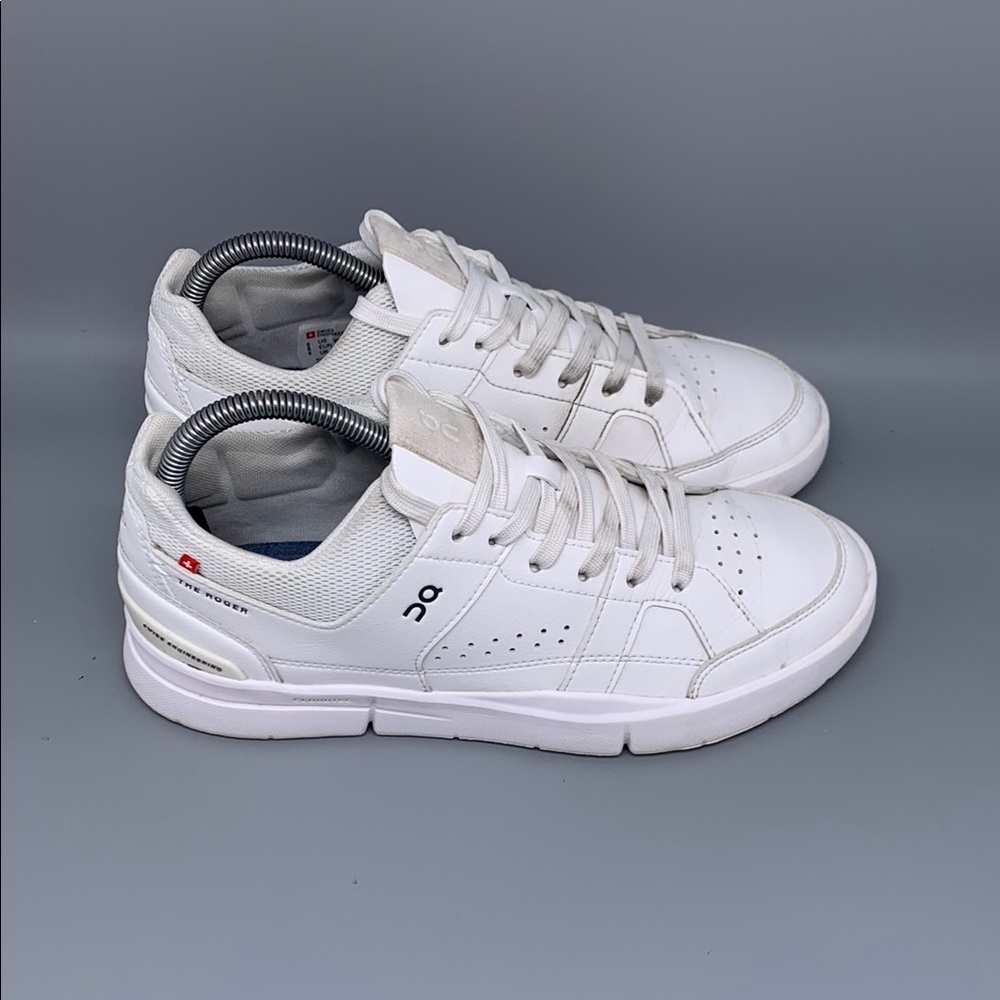 On Cloud The Roger‎ Advantage Tennis Shoes Women's Sz 8.5